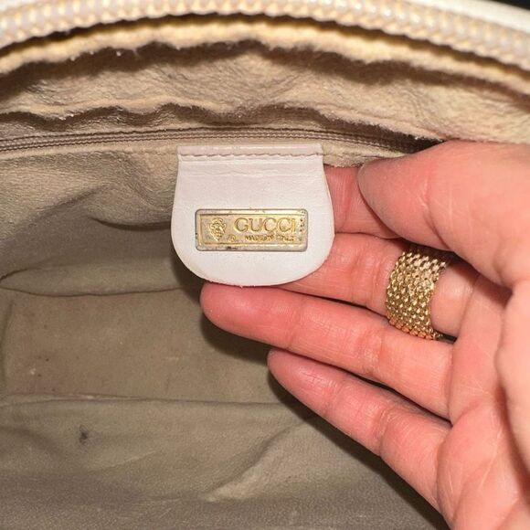 Gucci Cream Crossbody Bag - Picture 10 of 16
